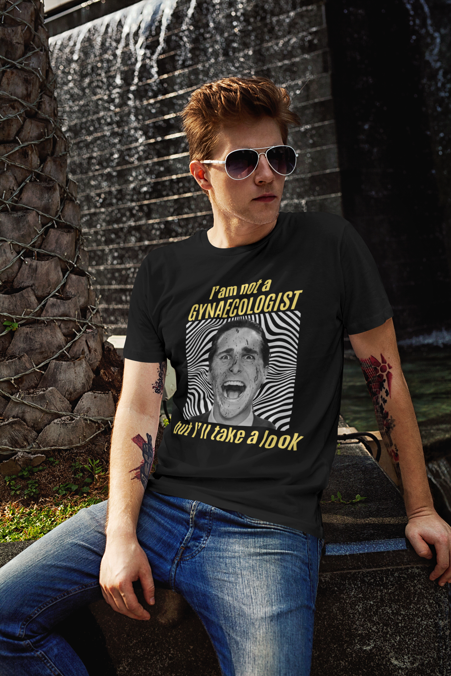 I am not a GYNAECOLOGIST but I'll take a look - Black T-Shirt